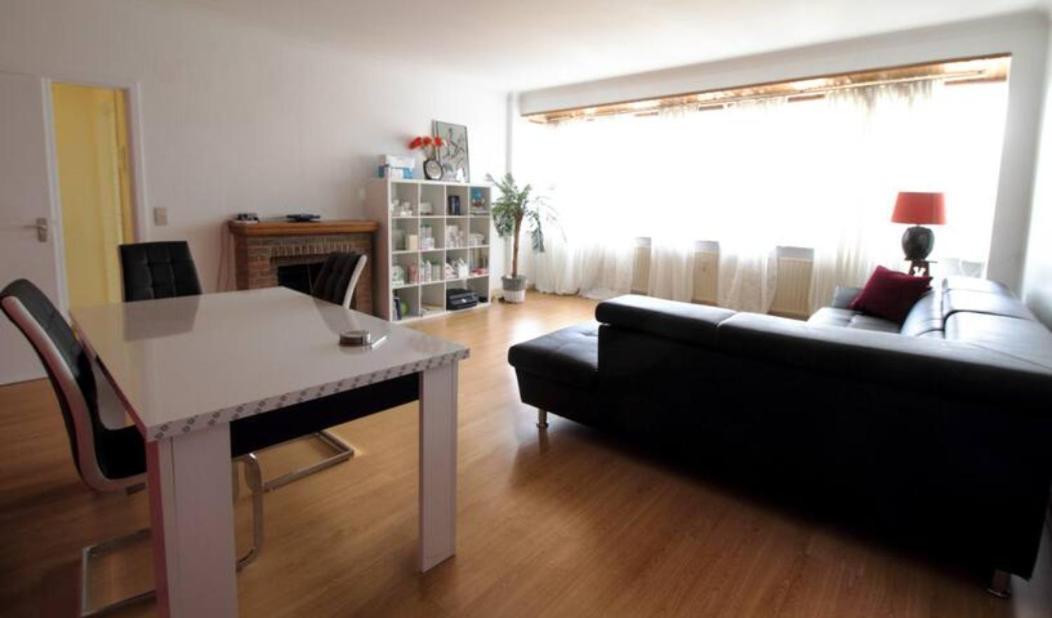 Cozy Apartment In Super Quiet Area Lanaken Ngoại thất bức ảnh