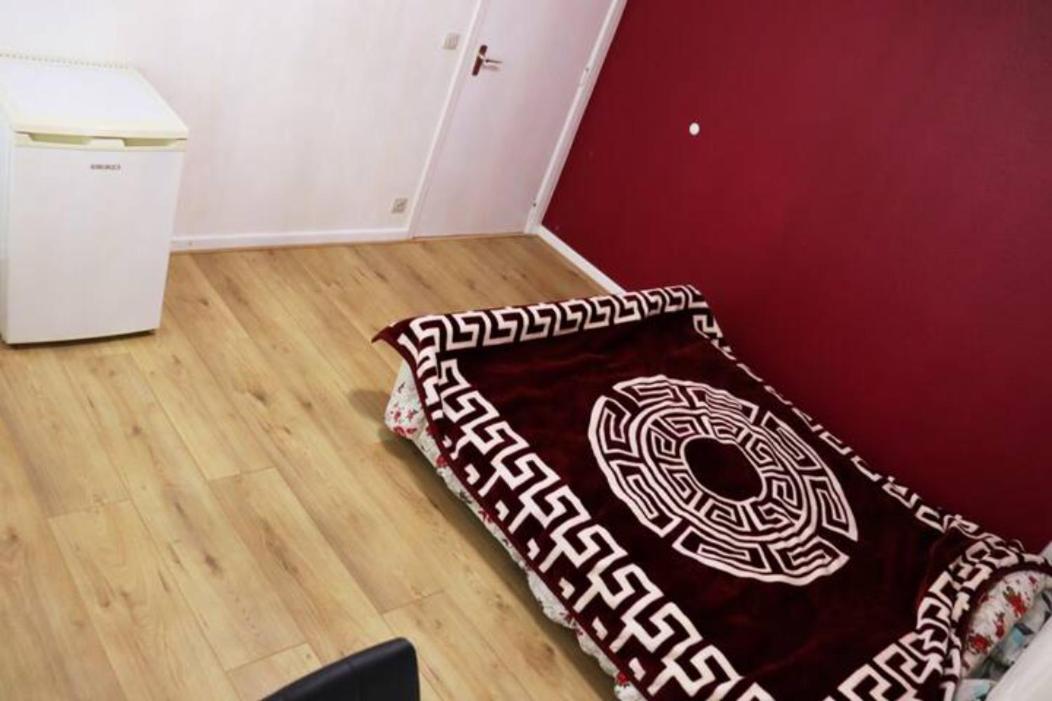 Cozy Apartment In Super Quiet Area Lanaken Ngoại thất bức ảnh